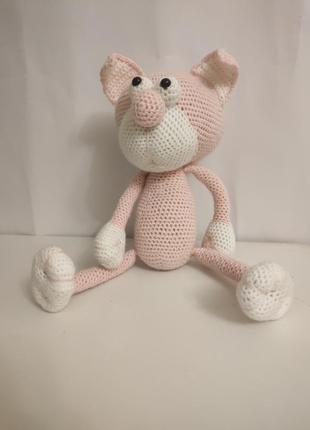 Кот. вязанные игрушки.