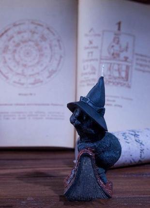 Свічка "кіт з магічною книгою"2 фото