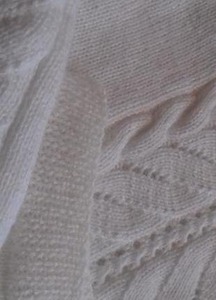 Білий ошатний светр, в'язаний спицями5 фото