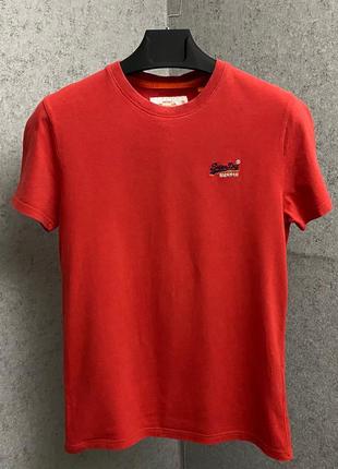 Красная футболка от бренда superdry2 фото