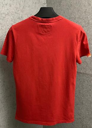 Красная футболка от бренда superdry4 фото