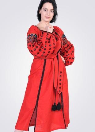 Платье а-силуэта с вышивкой крестиком, красный