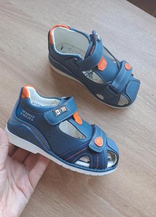 👍босоніжки на хлопчика