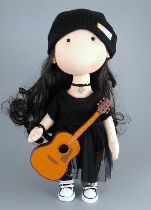 Интерьерная кукла рок-музыкант