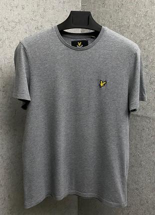 Серая футболка от бренда lyle&scott2 фото