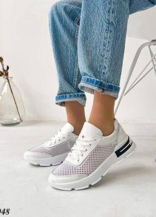 Натуральні білі жіночі легкі кросівки із текстильною сіткою5 фото