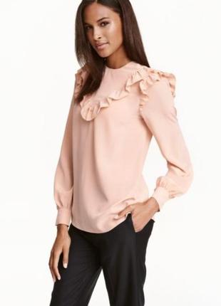 Пудровая шелковая блуза h&amp;m с оборками. 100 % шовк!1 фото