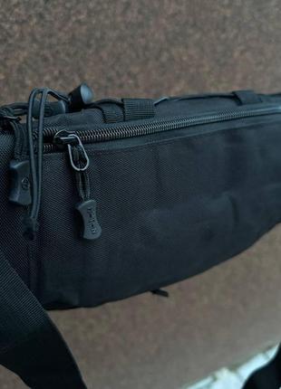 Черная поясная, нагрудная тактическая сумка. армейская черная бананка10 фото
