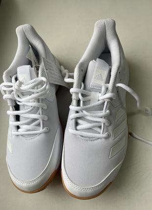 Adidas кросівки жіночі