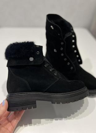 Замшевые женские зимние ботинки5 фото