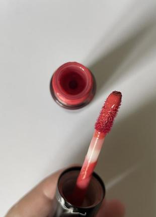 Блиск для губ mac versicolour varnish3 фото