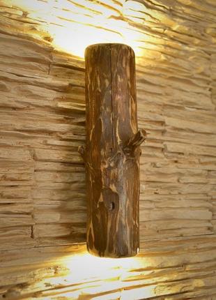 Настенный светильник из натурального бревна, бра деревянная6 фото