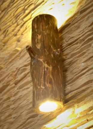 Настінний світильник з натурального колоди, бра з дерева5 фото