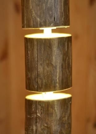 Деревянный торшер, напольный светильник из натурального бревна3 фото