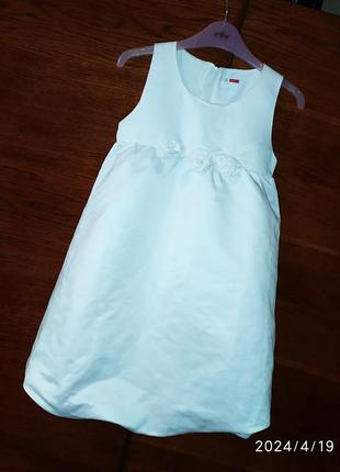Белое праздничное платье 7-8 лет 128 см рост1 фото