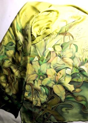 Шарф лилии батик
