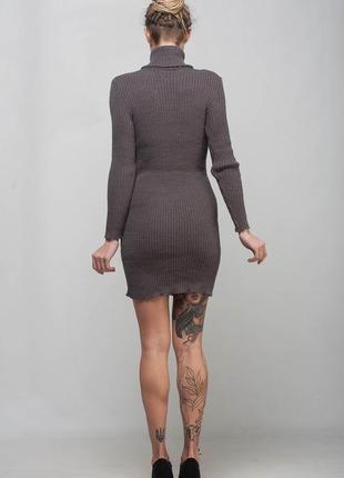 Сіре в'язане міні сукня -светр з квітковим декором5 фото