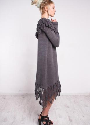 Сіре в'язане вечірня сукня з мереживним коміром і ажурною облямівкою5 фото