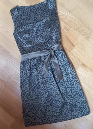 Шикарнре платье сарафан с тигровым принтом бежевое платье сукня