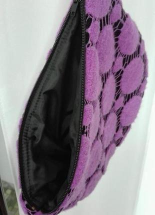 Сумочка косметичка женская фиолетового цвета2 фото