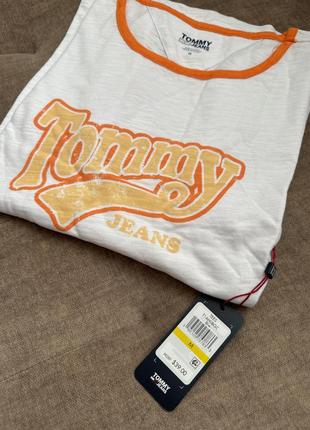 Женская белая футболка tommy jeans tommy hilfiger оригинал2 фото