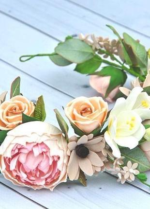 Весільний вінок з квітами в пастельних тонах прикраса для волосся віночок з півоніями,трояндами і фрезиями