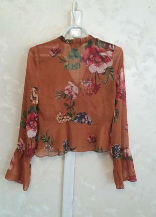 Полупрозрачная цветочная блуза miss selfridge3 фото