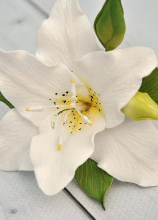 Белая лилия заколка для волос шпилька для волос цветок лилии с бутонами3 фото