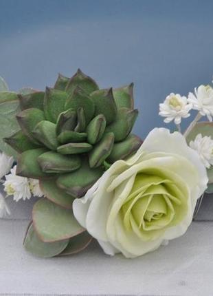 Свадебный гребень для волос с цветами и листьями эвкалипта,суккулентом и гипсофилой2 фото