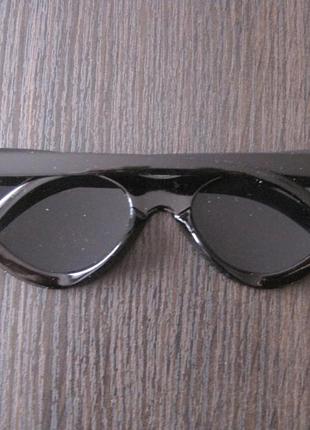 6 елегантні сонцезахисні окуляри6 фото