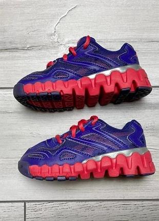 Стильні кросівки reebok на дівчинку оригінал