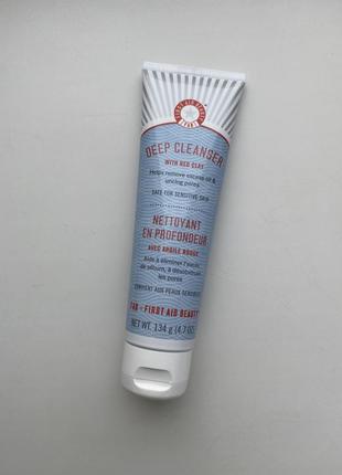 Очищуючий гель для обличчя з червоною глиною first aid beauty deep cleanser with red clay1 фото
