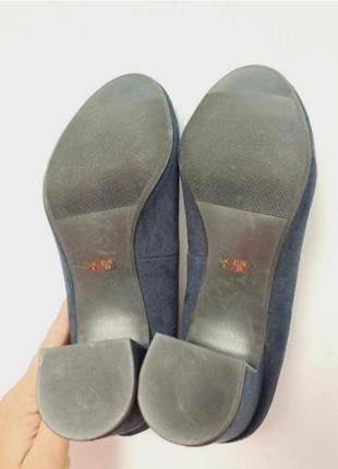 Туфли классические синие на устойчивом каблуке8 фото