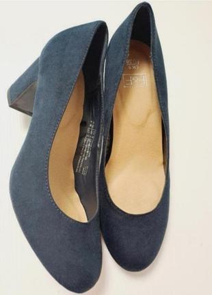 Туфли классические синие на устойчивом каблуке1 фото