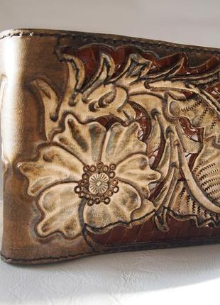 Кожаный кошелек из кожи змеи цветы1 фото