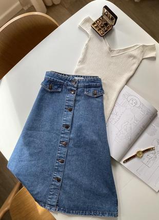 Джинсова спідниця міді на ґудзиках розмір xs (6) юбка джинс2 фото