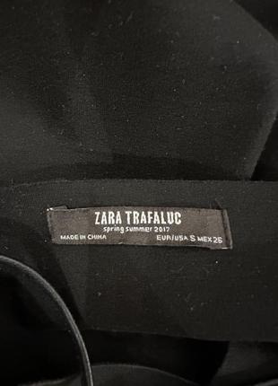 Платье zara экокожа4 фото