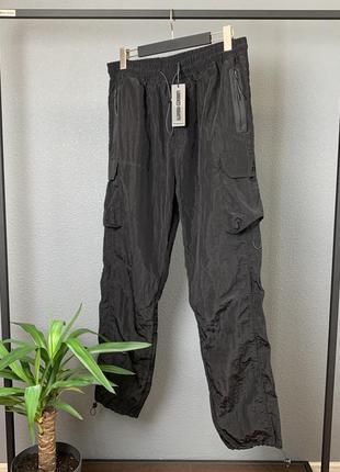 Мужские легкие брюки lorenzo veratti оригинал.1 фото