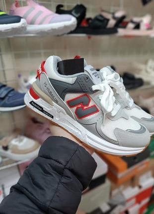 Кроссовки nb