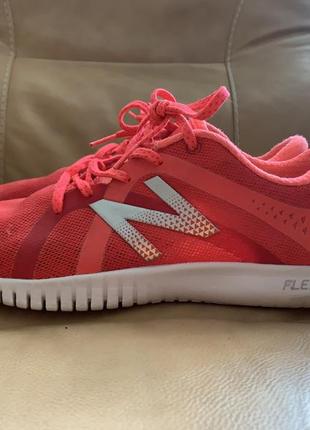 Кросівки жіночі new balance сіточка літо оригінал розмір 40 устілка 26 см3 фото