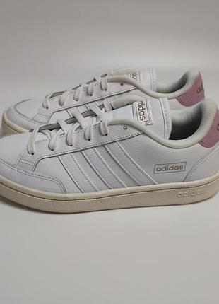 Кроссовки adidas grand court se