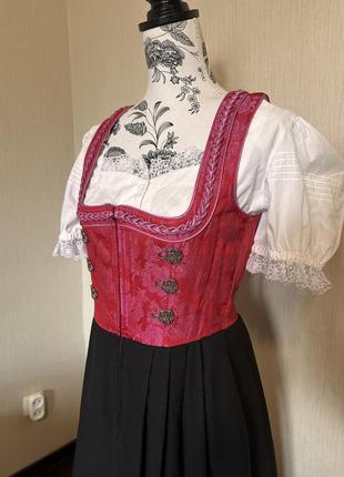 Винтажное австрийское платье дырндль 38