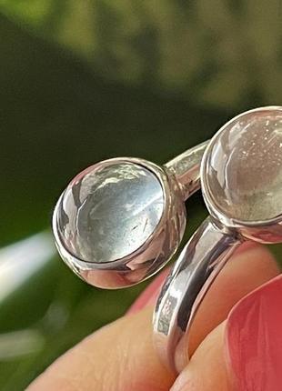 Срібне кільце поцілуйчики з берилом і топазом2 фото