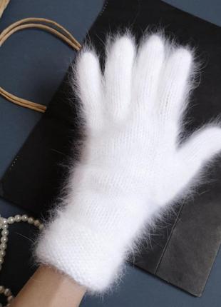 Белоснежные вязаные перчатки ангора кролик ручная работа