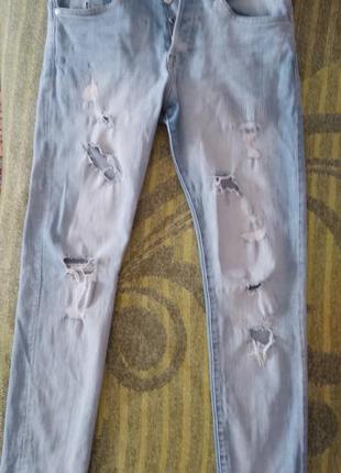Джинсы мужские порванные h&m 32/32. голубые.
