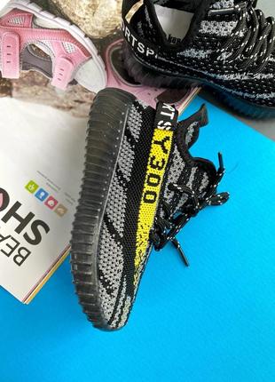 Легкие текстильные изи кроссовки