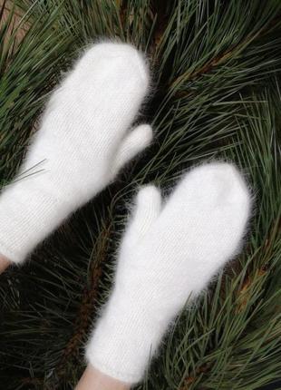 Белые варежки зимние ангора кролик мягкие подарок на рождество1 фото