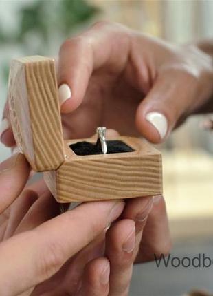 Дерев'яна коробочка скринька футляр для помолвочного кільця, прикрас3 фото