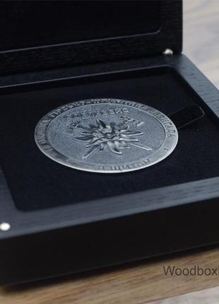 Дерев'яний футляр для монет нагород коїнів4 фото