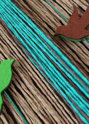 Зелений еко-ловець снів ручної роботи "магія лісу" з плетінням макраме і птахами з фетру. діаметр 465 фото